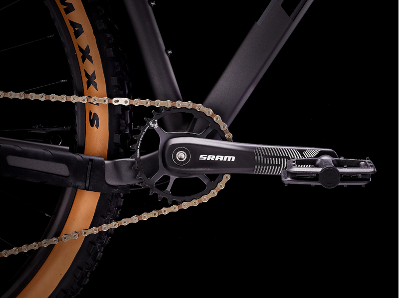 Trek Marlin 8 Gen 3 Hardtail Mountain Bike 2023 in Matte Black-5